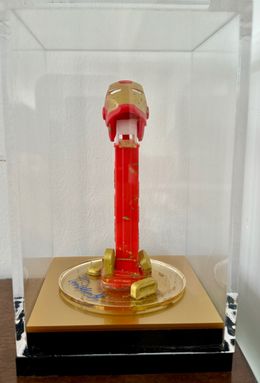 Sculpture, Combien tu Pez? Iron Man, Pinkhas