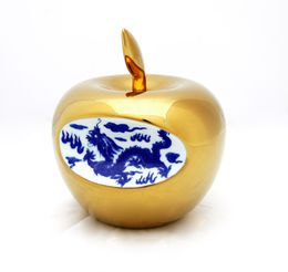 Sculpture, Apple - Or, Li Lihong